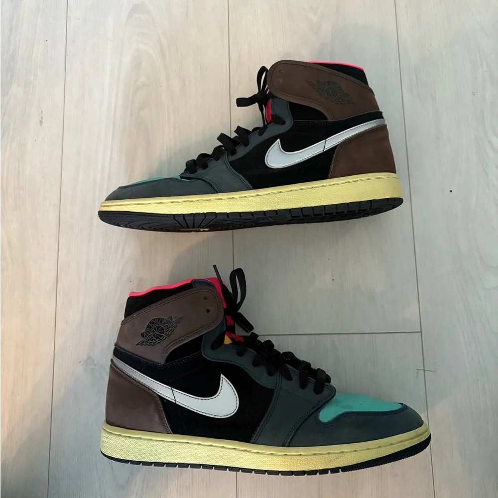 Air Jordan Retro 1 Biohack size 12